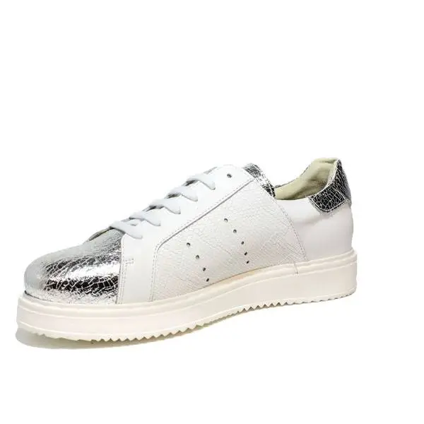 Anna Fidanza laced sneaker in leather white color article CR20EU 018
