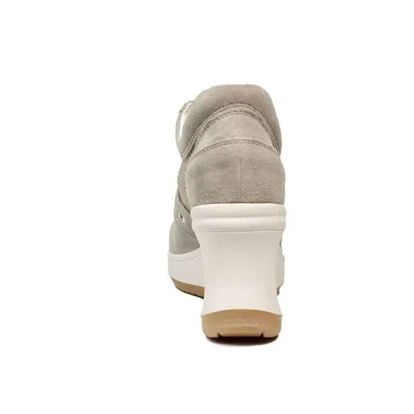 Agile by Rucoline sneaker donna traforta con zeppa alta color beige articolo 1800-82627 1800 A CHAMBERS LEON