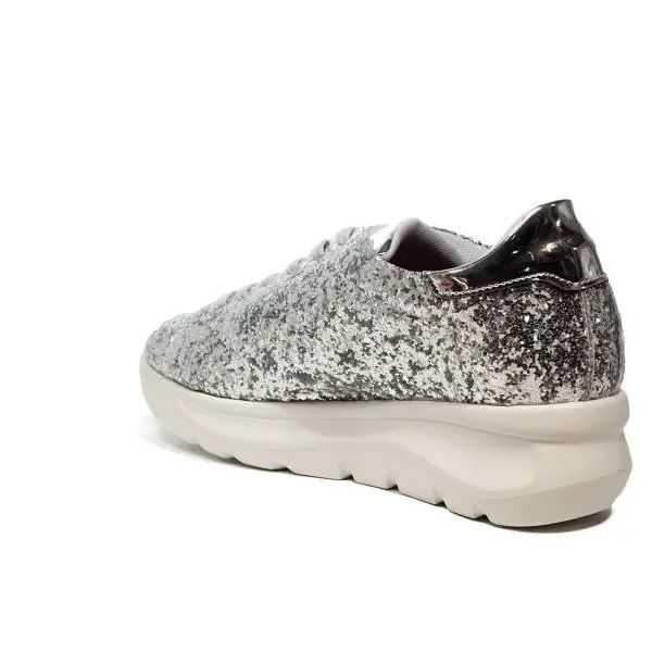 Fornarina sneaker donna con zeppa con trama glitterata colore argento articolo PE17VH9545G090 VENERE SILVER CAPRI
