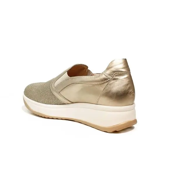 Liu Jo women sneaker slip on with mid wedge platinum color article UB23049A
