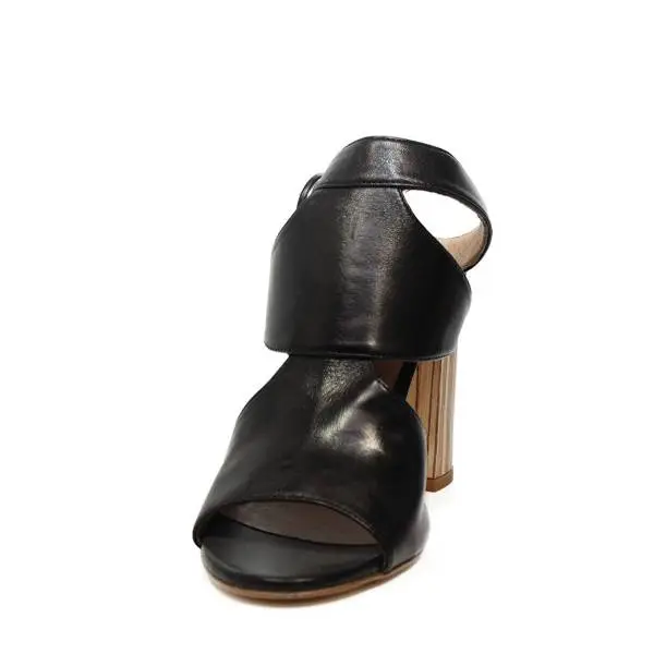 Carmens women sandal with high heel black color article 39022 Nero Giove