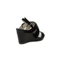 Geox sandal for women made in leather with black color bands article D72P3A 021SK C9999