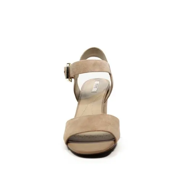 Geox sandalo con tacco medio alto colore beige articolo D724UB 00022 C8191