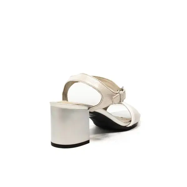 Geox sandalo with mid heel white and silve color article D724XB 0SKBC C0434