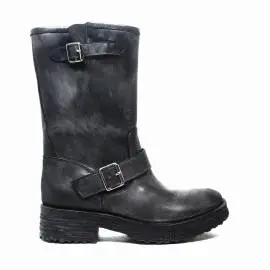 Zoe Italy boot with medium heels leather black color article 905