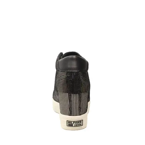 Tommy Hilfiger sneakers con zeppa basso argento articolo FW0FW01772/042