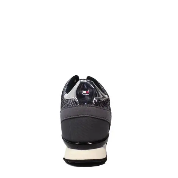 Tommy Hilfiger sneakers con zeppa basso argento articolo FW0FW01763/990