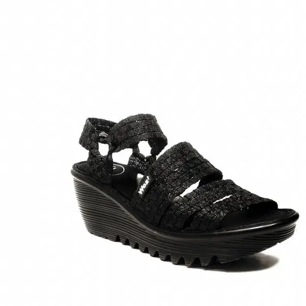Woz sandalo nero con elastico e zeppa articolo UP689