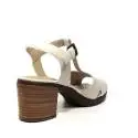 Geox sandalo donna con tacco medio color bianco sporco articolo D827XB 06RBC C1002 D ANNYA M.S.B.