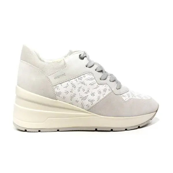 Geox sneaker donna con zeppa alta color bianco e bianco sporco articolo D828LC 08522 C1352 D ZOSMA C