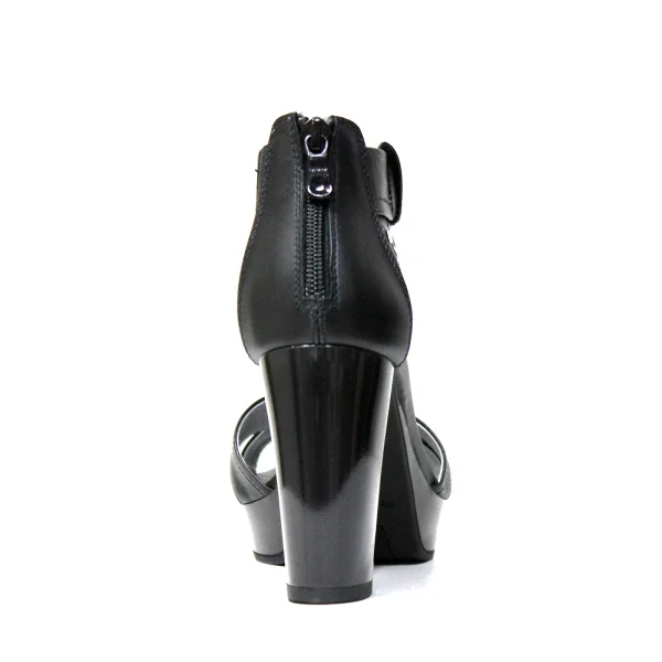 Nero Giardini sandalo con tacco alto colore nero e modello P908080D 100