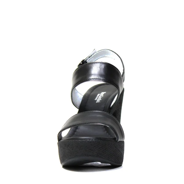 Nero Giardini sandalo con tacco alto colore nero e modello P908122D 100