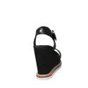 Tommy Hilfiger sandalo con zeppa alta di colore nero FW0FW03823 990