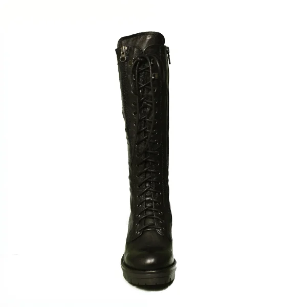 Nero Giardini boot woman in leather black color article A9 09624 D 100