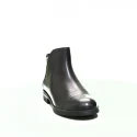 Geox tronchetto leather low heel black Article J8449C 00043 C9999